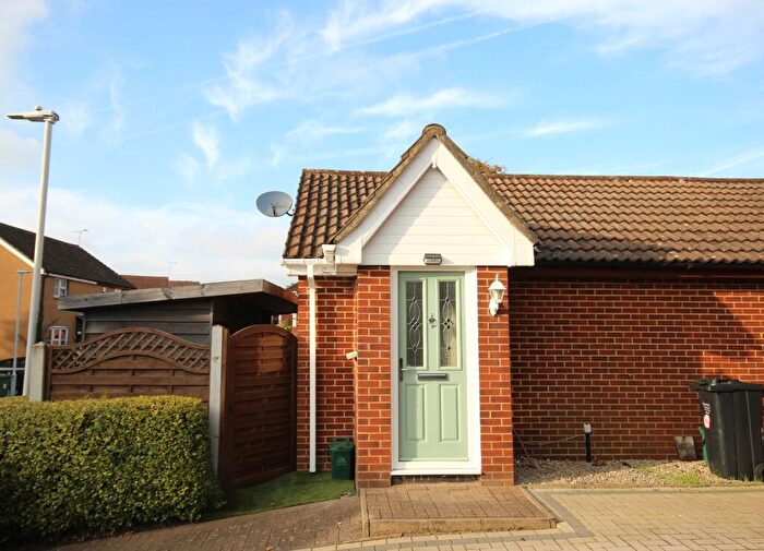 1 Bedroom Bungalow To Rent In Marlborough Way, Billericay, CM12