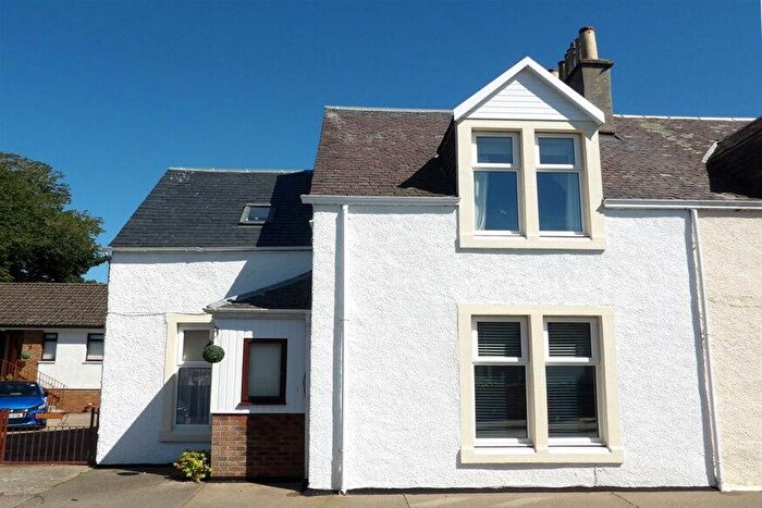 3 Bedroom Semi-Detached House For Sale In Smith Drive, Campbeltown, PA28