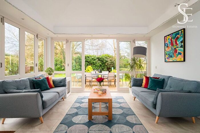 5 Bedroom Semi-detached House For Sale In Station Yard, Steventon, OX13