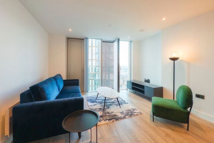 2 Bedroom Flat For Sale In Blade Tower, New Jackson, M15
