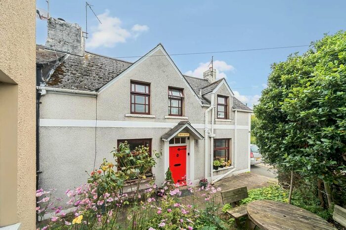 3 Bedroom End Of Terrace House For Sale In Llangattock, Crickhowell, NP8
