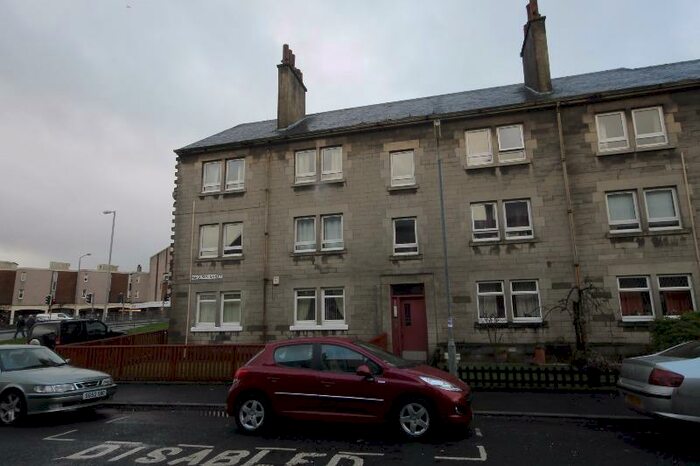 2 Bedroom Flat To Rent In Ferguson Street, Johnstone, Renfrewshire, PA5