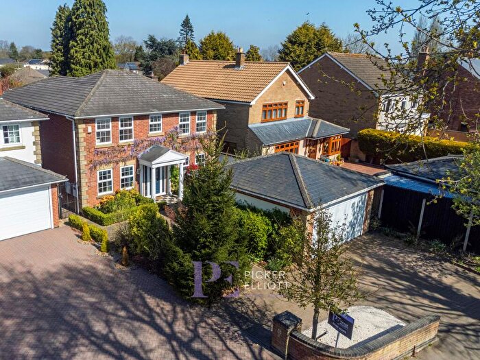 4 Bedroom Detached House For Sale In Sketchley Lane, Burbage, LE10