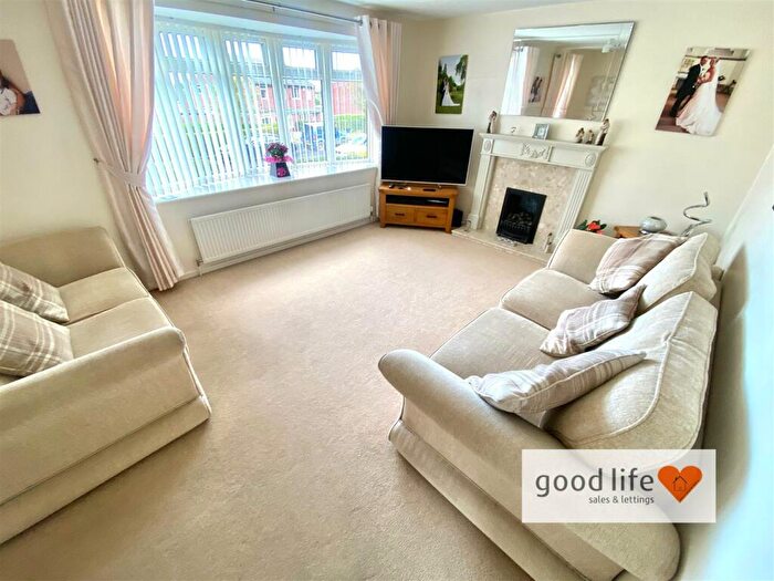 4 Bedroom Detached House For Sale In Bishops Way, Chapel Garth, Sunderland, SR3