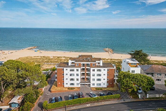 3 Bedroom Flat For Sale In Dune Crest Banks Road, Sandbanks, BH13
