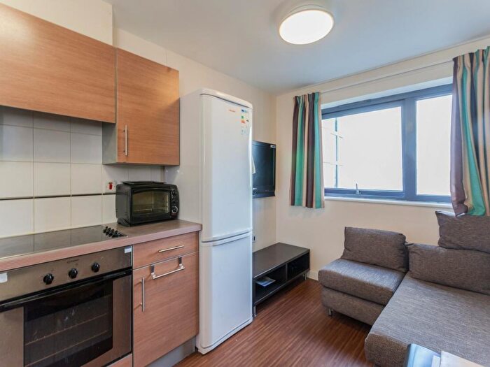 1 Bedroom Apartment For Sale In Edward Street, Sheffield, South Yorkshire, S3