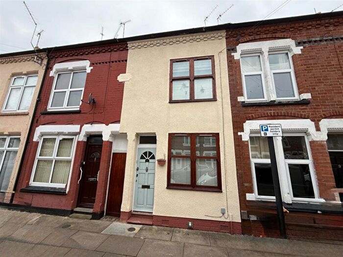 2 Bedroom House For Sale In Skipworth Street, Leicester, LE2