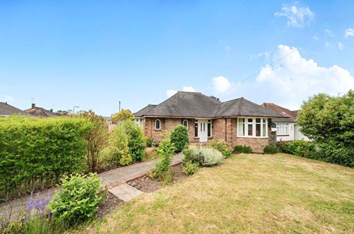 2 Bedroom Detached Bungalow For Sale In Peverells Road, Chandler's Ford, SO53