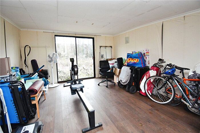 2 Bedroom End Of Terrace House For Sale In Clover Way, Romsey, Hampshire, SO51