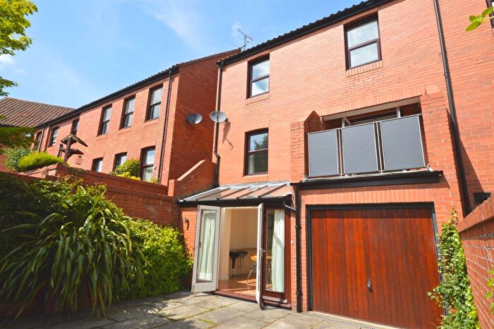 2 Bedroom Semi-Detached House To Rent In Neustadt Court, Lincoln, LN2