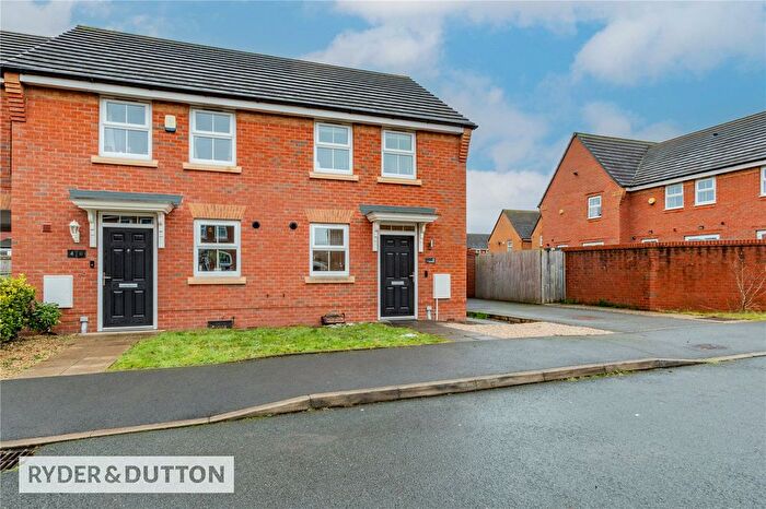2 Bedroom Semi Detached House For Sale In Carr Close, Kingsway Village, Rochdale, Greater Manchester, OL16