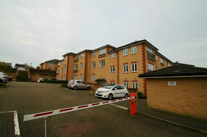 2 Bedroom Apartment To Rent In Oleastor Court, Stoneleigh Road, IG5