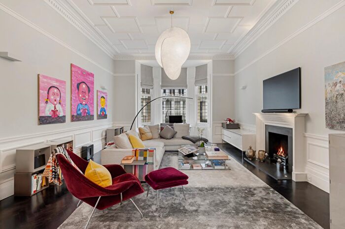 4 Bedroom Flat For Sale In Queen's Gate Place, South Kensington, London, South Kensington, SW7