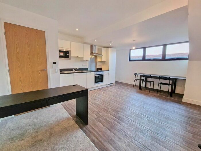 1 Bedroom Flat To Rent In Boulevard View, Whitchurch, BS14