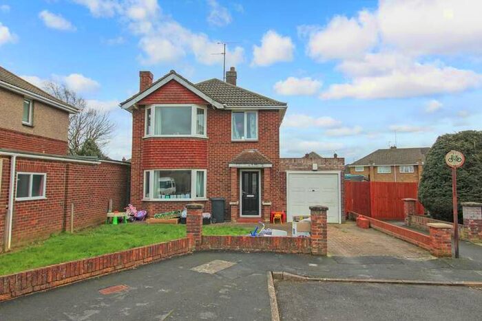 3 Bedroom Detached House To Rent In Frilford Drive, Stratton St. Margaret, Swindon, SN3