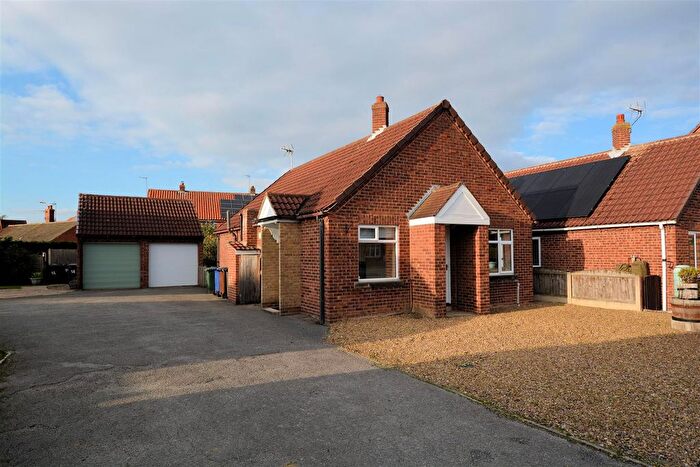 2 Bedroom Detached Bungalow For Sale In Tate Close, Wistow, Selby, YO8
