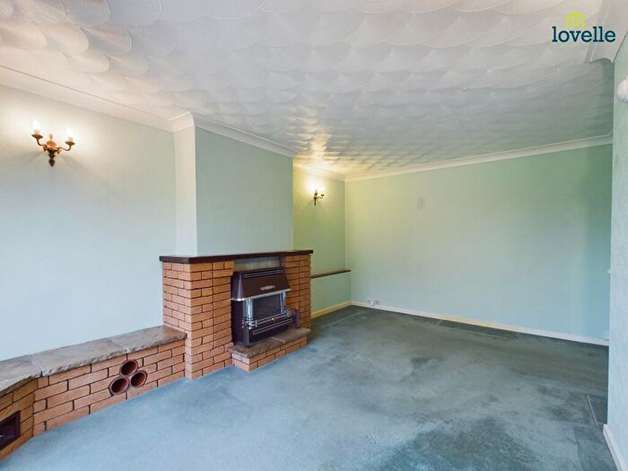 2 Bedroom Semi-Detached Bungalow For Sale In Honeyholes Lane, Dunholme, LN2