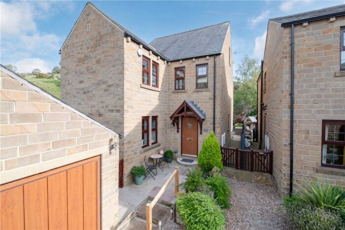 4 Bedroom Detached House For Sale In Perseverance Fold, Oxenhope, Keighley, West Yorkshire, BD22