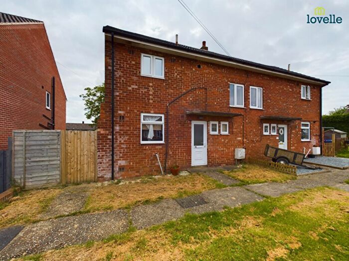 2 Bedroom Semi-Detached House To Rent In Lincoln Road, Brookenby, LN8
