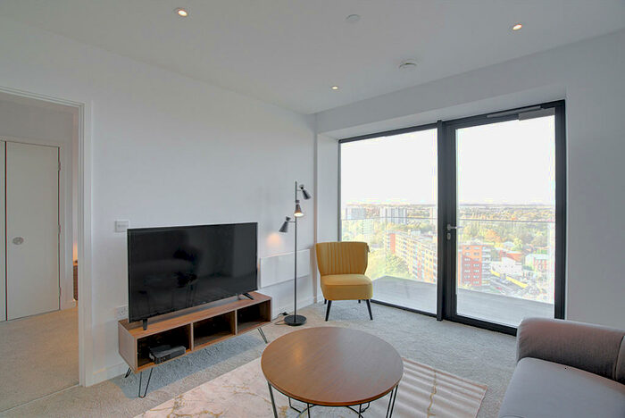 2 Bedroom Apartment To Rent In Local Blackfriars, Bury St, Manchester, M3