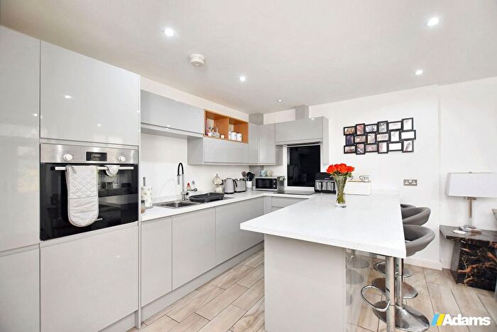 1 Bedroom Flat For Sale In Old Library House, High Street, Frodsham, Cheshire, WA6