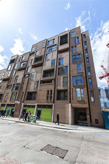 1 Bedroom Flat To Rent In Great Suffolk Street, London, SE1