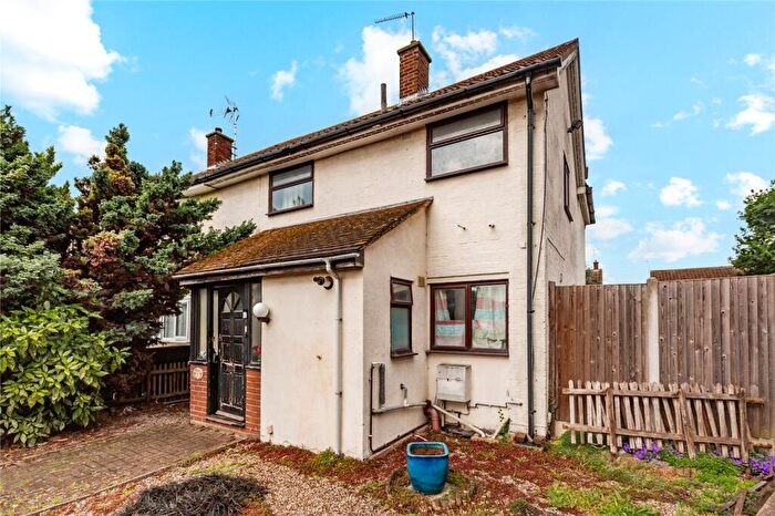 5 Bedroom End Of Terrace House For Sale In Rippleside, Basildon, Essex, SS14