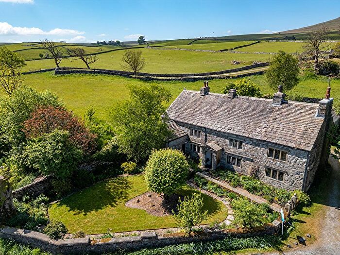 5 Bedroom Farm House For Sale In The Shaws, Selside, Settle, BD24