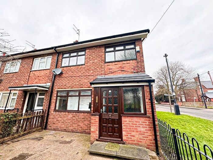 3 Bedroom Semi-Detached House To Rent In Bridlington Avenue, Hull, HU2