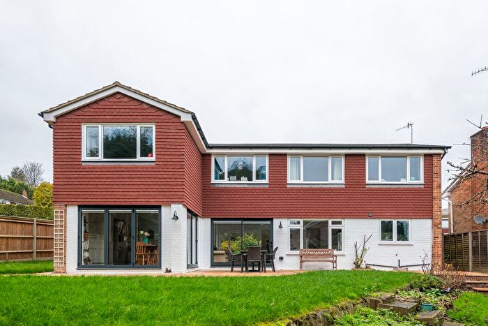 5 Bedroom Detached House To Rent In Millview Close, Reigate, RH2