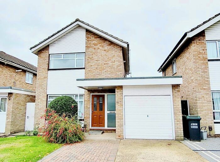 3 Bedroom Detached House To Rent In Leigh Rodd, Watford, WD19