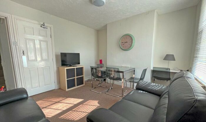 5 Bedroom Terraced House To Rent In Mount Pleasant Terrace., The Crescent, Bangor, LL57