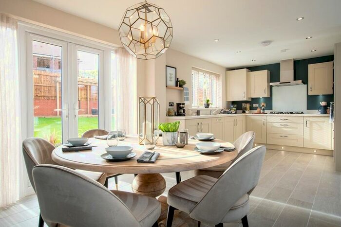 4 Bedroom Detached House For Sale In Holbrook Lane, Coventry, CV6