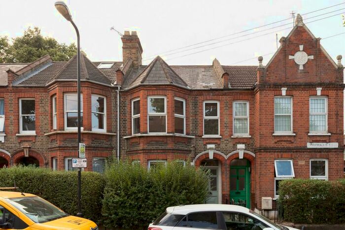 1 Bedroom Apartment To Rent In Cornwallis Road, Walthamstow, E17