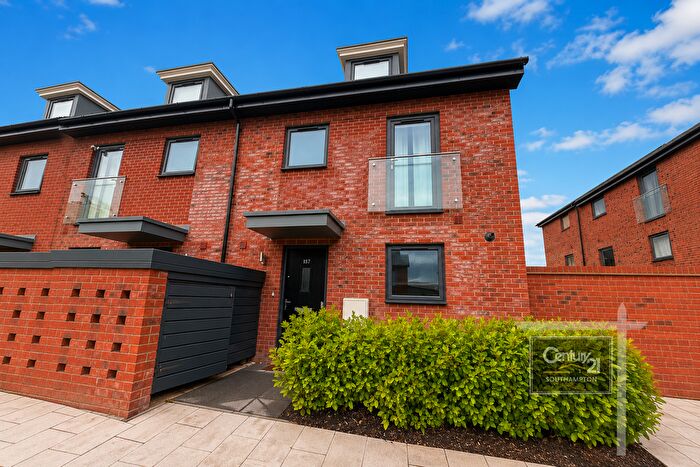 4 Bedroom Town House To Rent In |Ref: |, John Thornycroft Road, Southampton, SO19