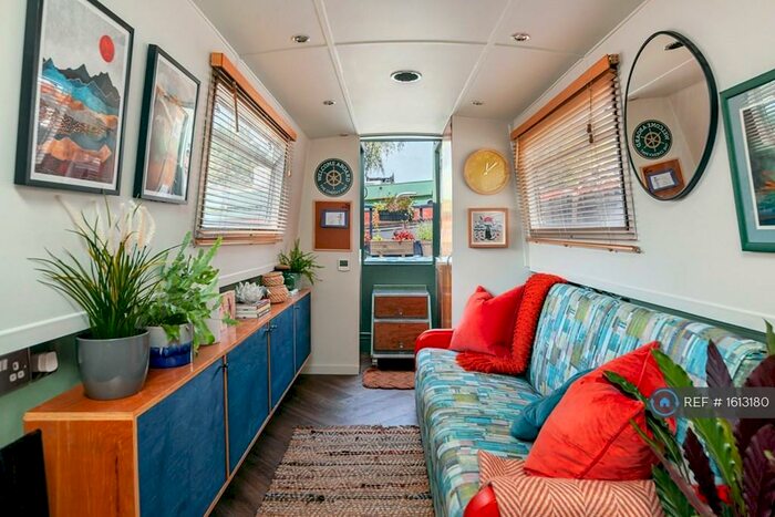 1 Bedroom House Boat To Rent In Albion Parade, Gravesend, DA12