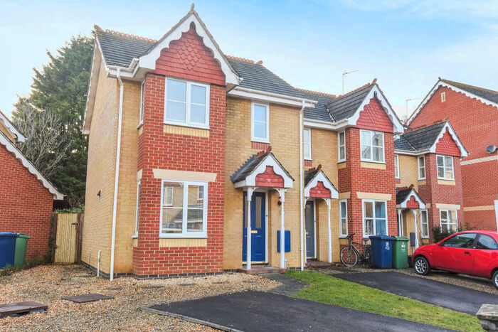 2 Bedroom Semi-Detached House To Rent In Demesne Furze, Headington, OX3