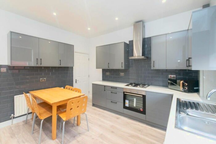 3 Bedroom Property To Rent In Robert Street, London, NW1