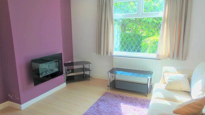 2 Bedroom Flat To Rent In Waterloo Road, Waterloo Park, Manchester, M8