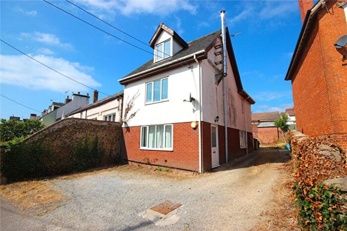 3 Bedroom Detached House For Sale In Harepath Road, Seaton, Devon, EX12