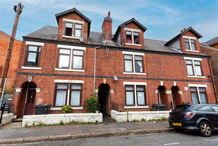 3 Bedroom Terraced House For Sale In Oxford Street, Long Eaton, NG10