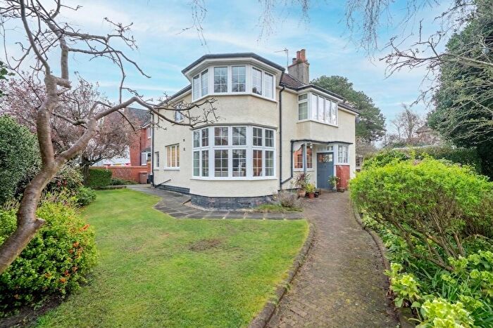 5 Bedroom Detached House For Sale In Claremont Road, CH48