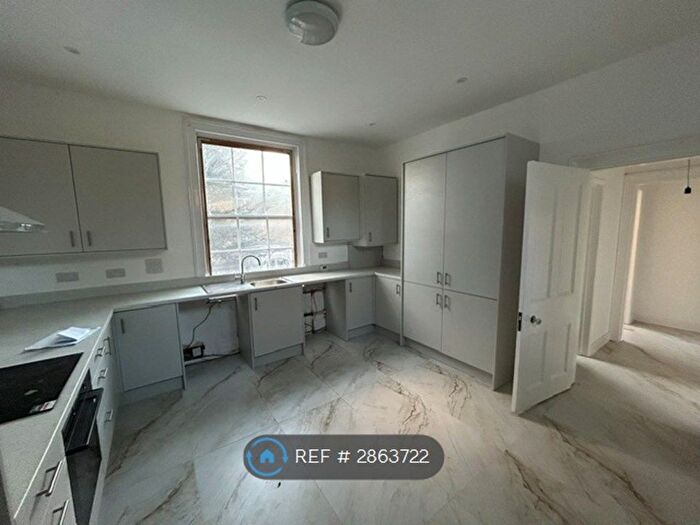 1 Bedroom Flat To Rent In Wrotham Road, Gravesend, DA11