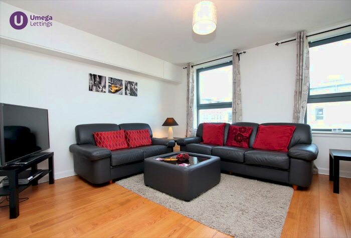 2 Bedroom Flat To Rent In Handyside Place, Slateford, Edinburgh, EH11