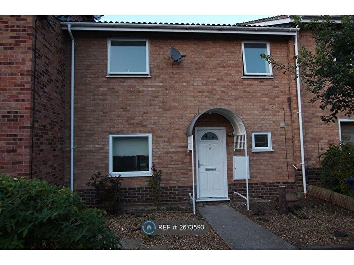 3 Bedroom Terraced House To Rent In Chaston Road, Great Shelford, Cambridge, CB22