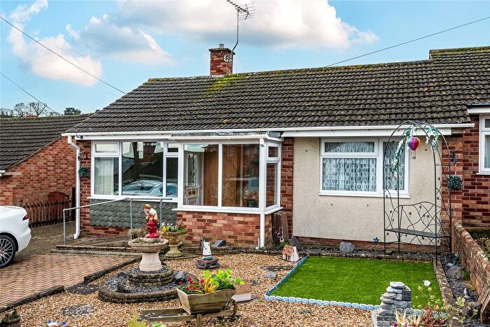 3 Bedroom Semi-Detached Bungalow For Sale In Waresfoot Drive, Crediton, Devon, EX17