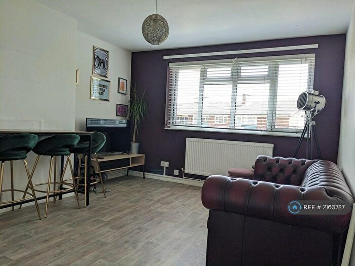 1 Bedroom Flat To Rent In Balaam Street, London, E13