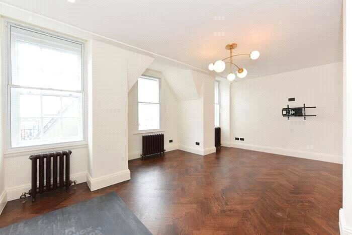 2 Bedroom Apartment To Rent In Chalfont Court, Baker Street, NW1