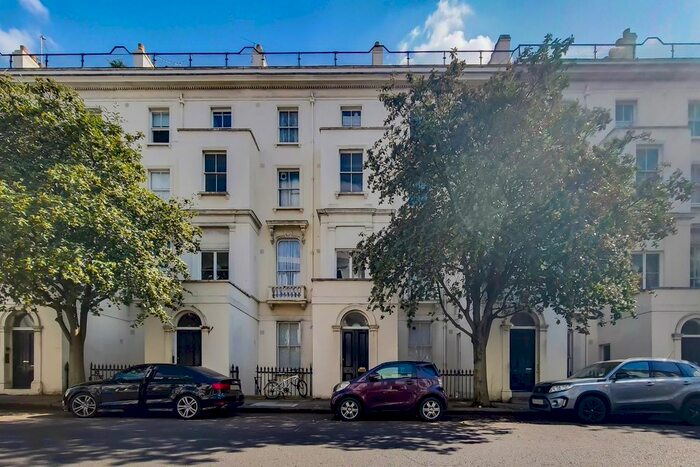 1 Bedroom Flat To Rent In Porchester Square, Bayswater, W2