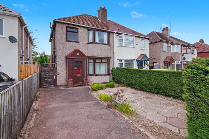 3 Bedroom Semi-Detached House For Sale In Upper Eastern Green Lane, Coventry, CV5